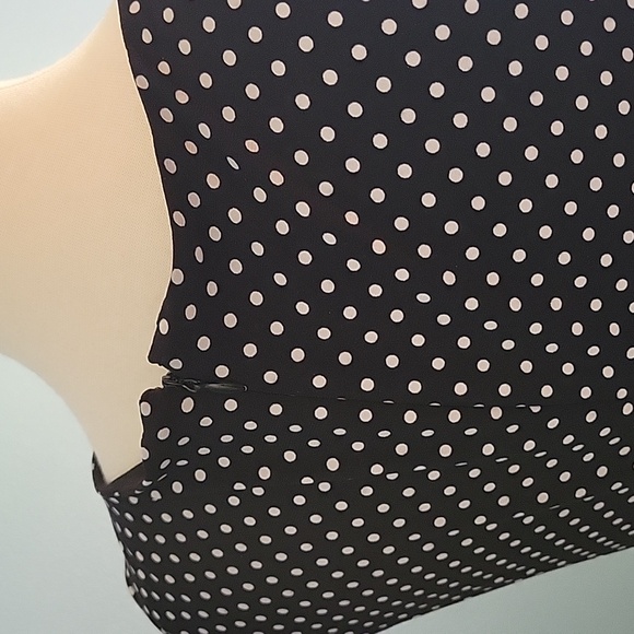 Dress - Picture 5 of 5